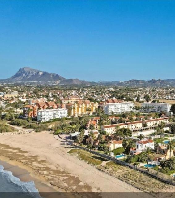 Beach View - Primera Linea Lujo Apartment Denia Bagian luar foto